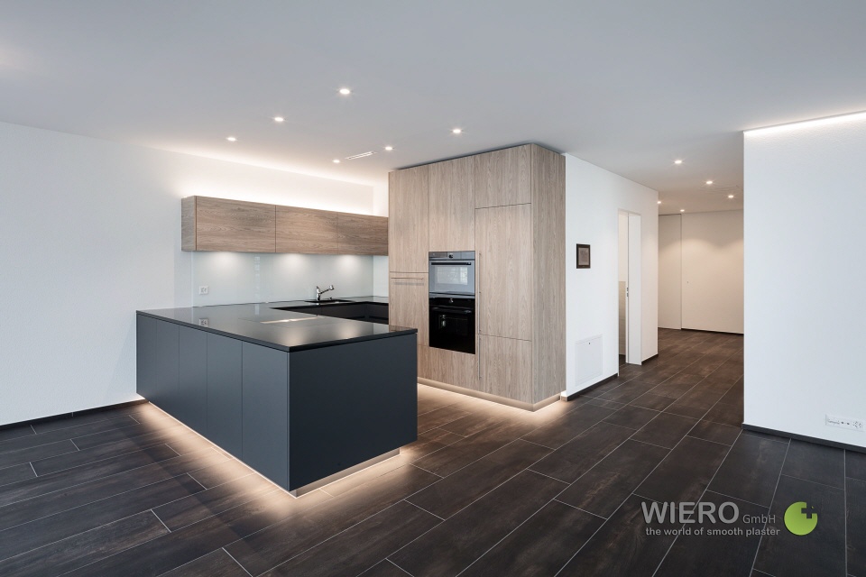 Wohn-Küche und Gang